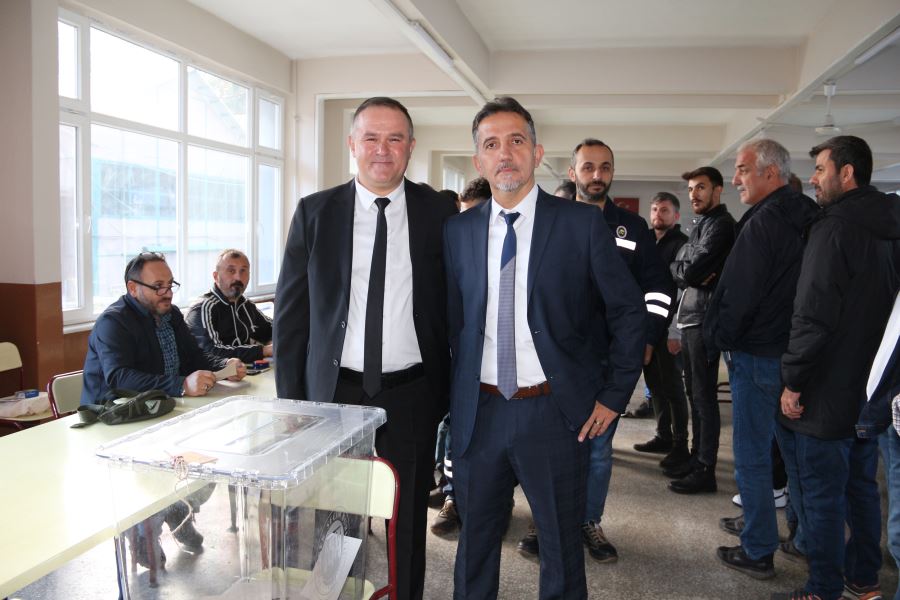 ÜZÜLMEZ ŞUBE VE MERKEZ ŞUBE DELEGE SEÇİMLERİ YAPILDI