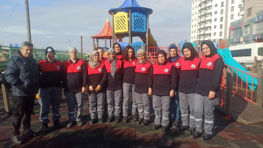 Kadın Eli Değdiğini Herkes Görsün İstiyoruz