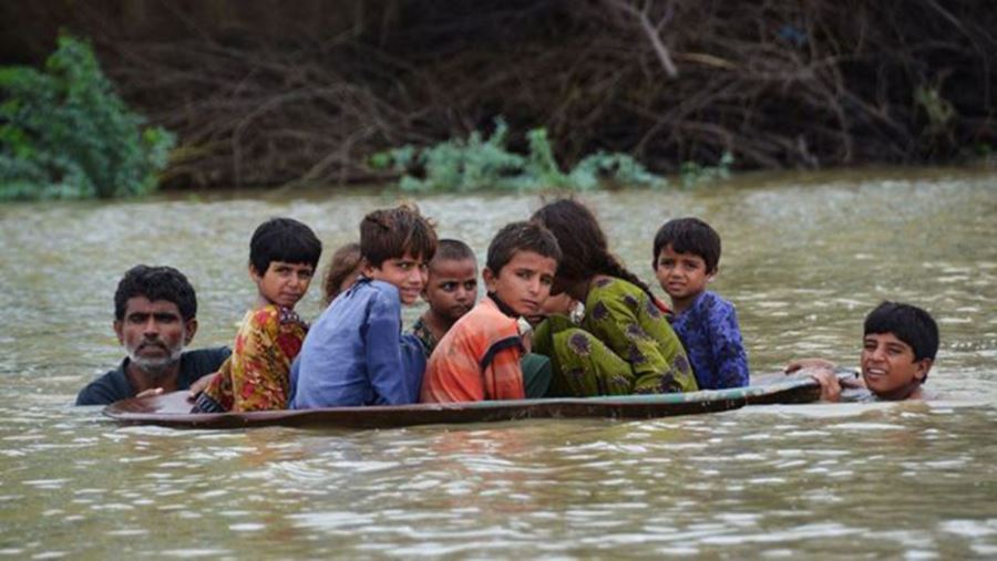 DOST VE KARDEŞ ÜLKE PAKİSTAN’A EL UZATIN   