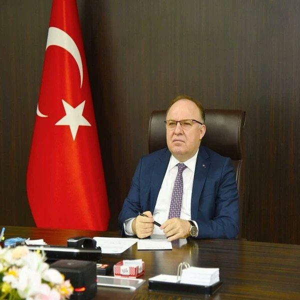 VALİ MUSTAFA TUTULMAZ