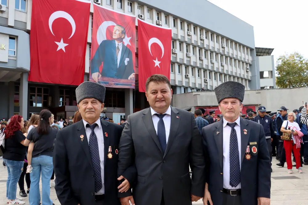 100. Yılda Ata