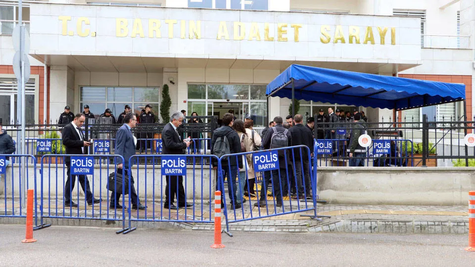 Yavuzyılmaz, Amasra Maden Faciasının göz göre göre geldiğini belgeleriyle açıkladı