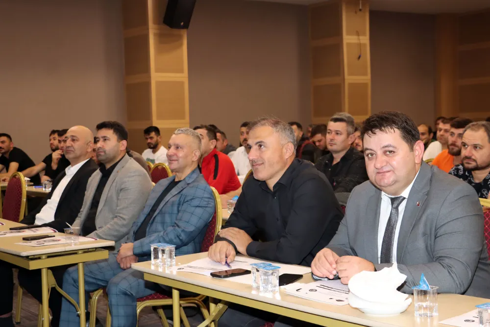 GMİS YÖNETİCİ-TEMSİLCİ EĞİTİM SEMİNERLERİNİN İLKİ YAPILDI