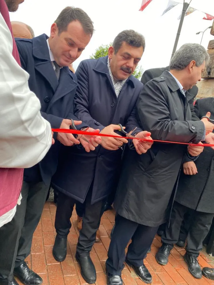 Kozlu Kent Konseyi öncülüğümde yapımı tamamlanan Kozlu maden park açıldı.