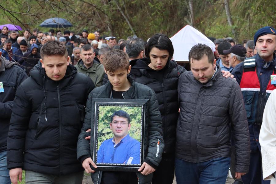 ŞEHİT MADENCİ AKGÜL, SON YOLCULUĞUNA UĞURLANDI