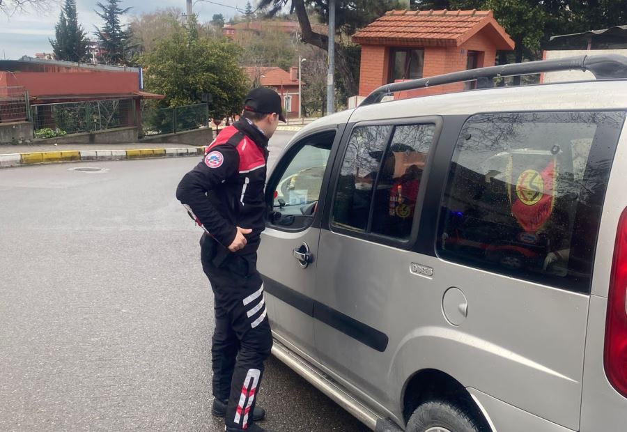203 araç ve  738 şahıs sorgulandı