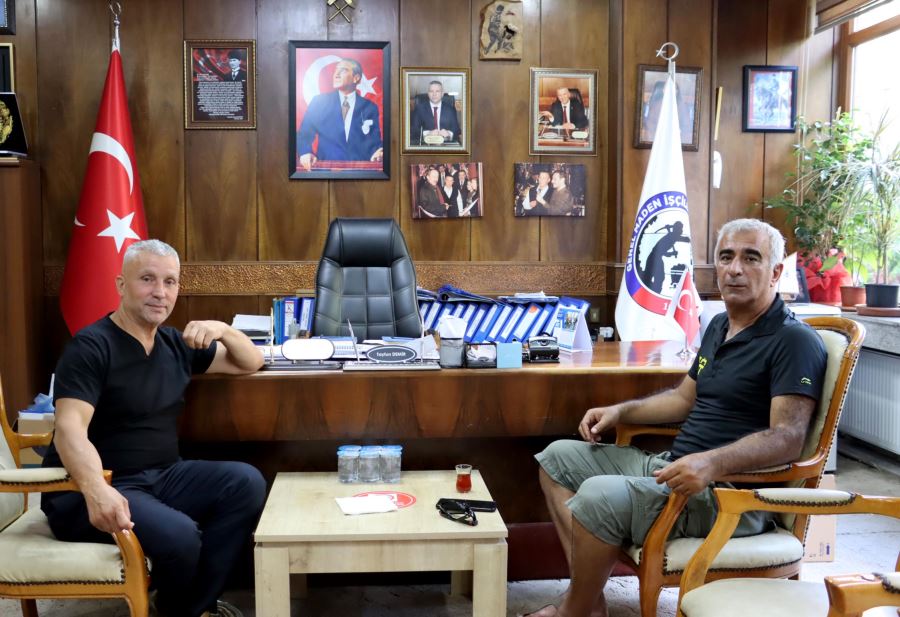 Milli antrenörden Demir’e ziyaret