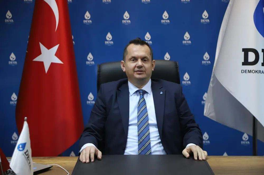 1TL’nin ne kadar önemli olduğu bilmeyen bir belediye başkanı tarafından yönetiliyoruz