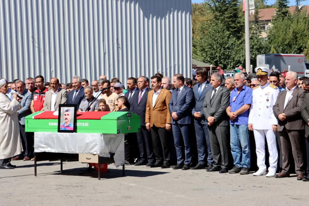 ŞEHİT MADENCİ SON YOLCULUĞUNA UĞURLANDI