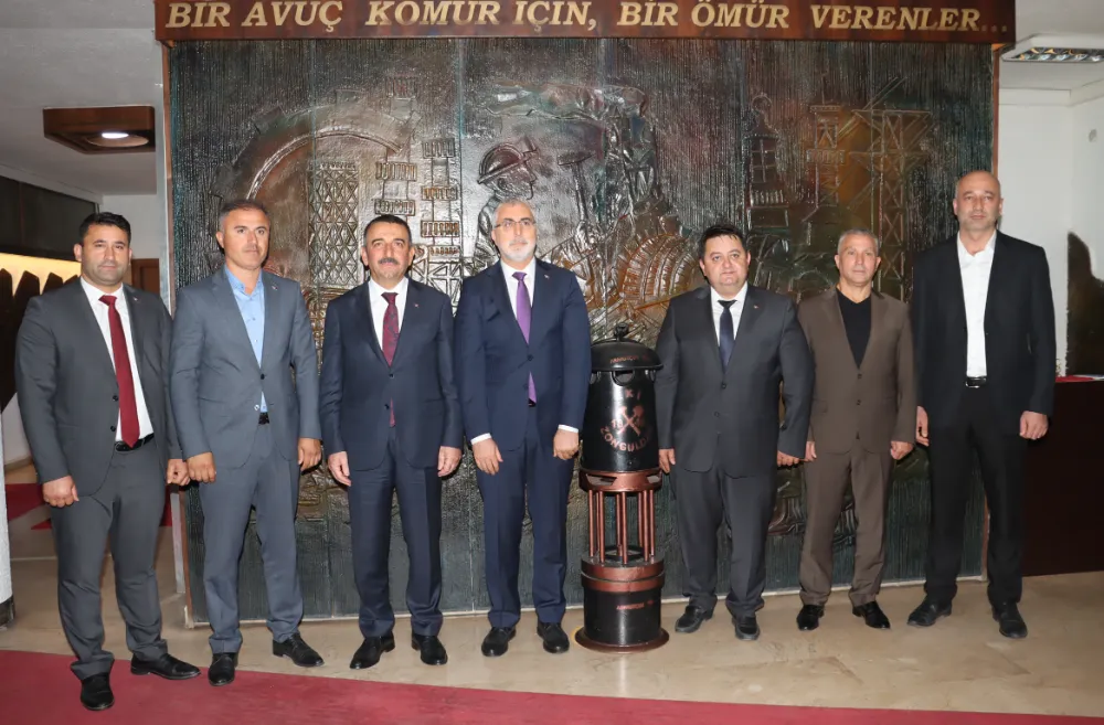 ÇALIŞMA BAKANI IŞIKHAN, GMİS’İ ZİYARET ETTİ