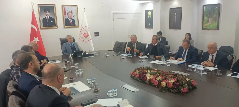 ZONGULDAK’IN GELECEĞİNE YÖN VERECEK STRATEJİK TOPLANTI GERÇEKLEŞTİ