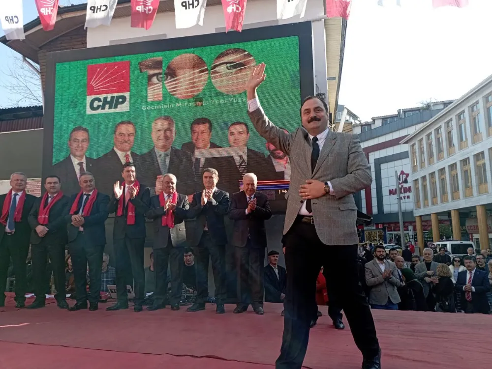 Miting havasında belediye başkan adayları tanıtıldı