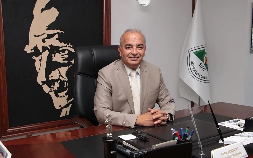 BAŞKAN BOZKURT’TAN İSTİKLAL MARŞININ KABULÜ MESAJI