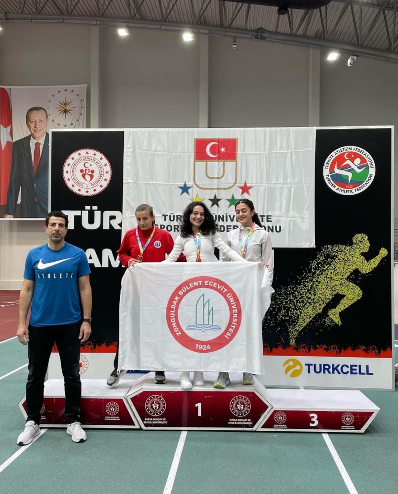 ZBEÜ Öğrencileri Türkiye Şampiyonu Oldu