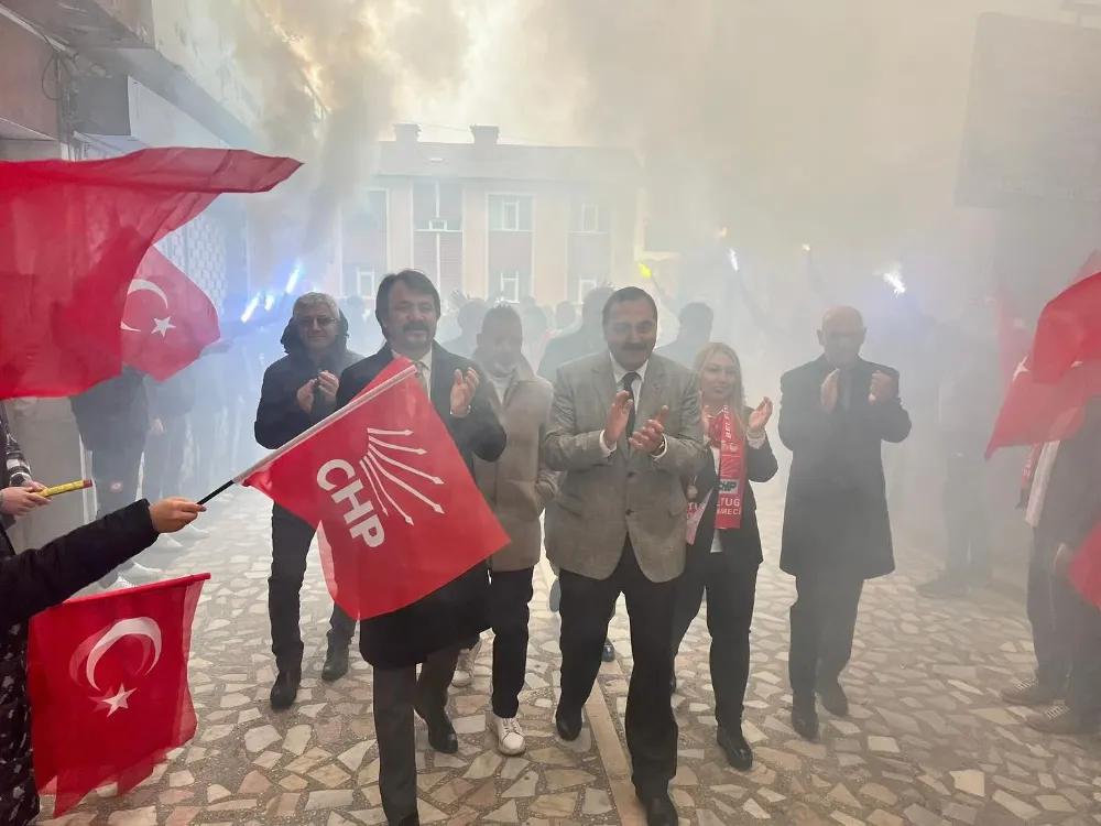 CHP’DE COŞKU DEVAM EDİYOR