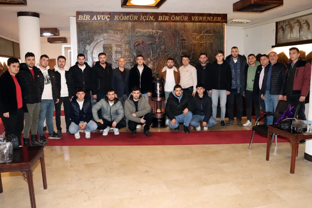 YENİ İŞÇİLER DEMİR’İ ZİYARET ETTİ