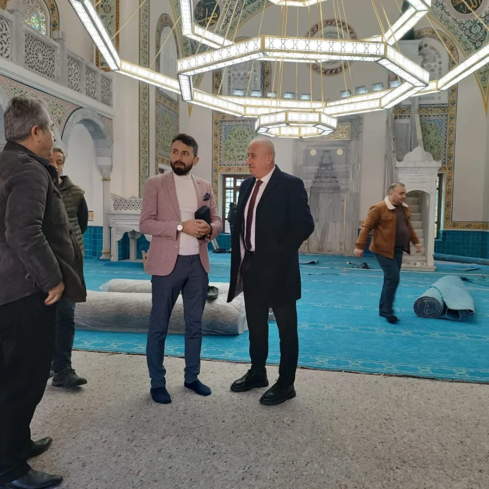 AZİZİYE CAMİİ RAMAZANA HAZIR