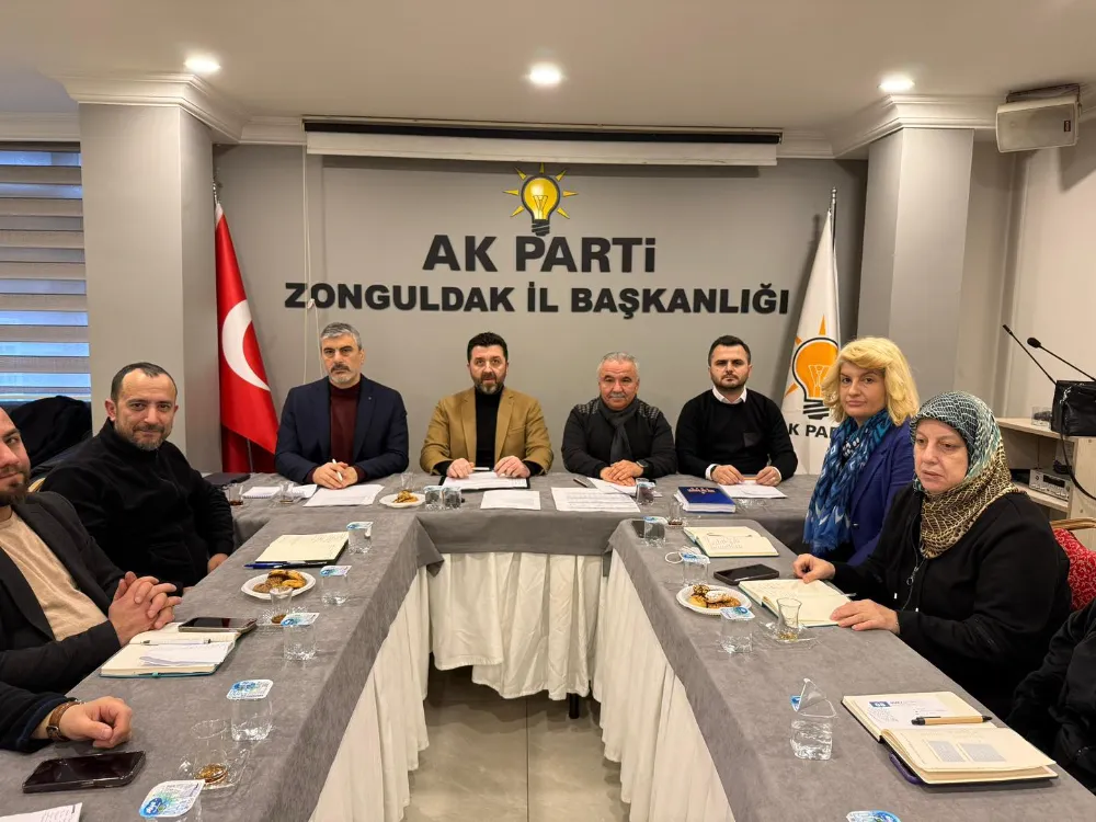 AK PARTİ BİR ARAYA GELDİ