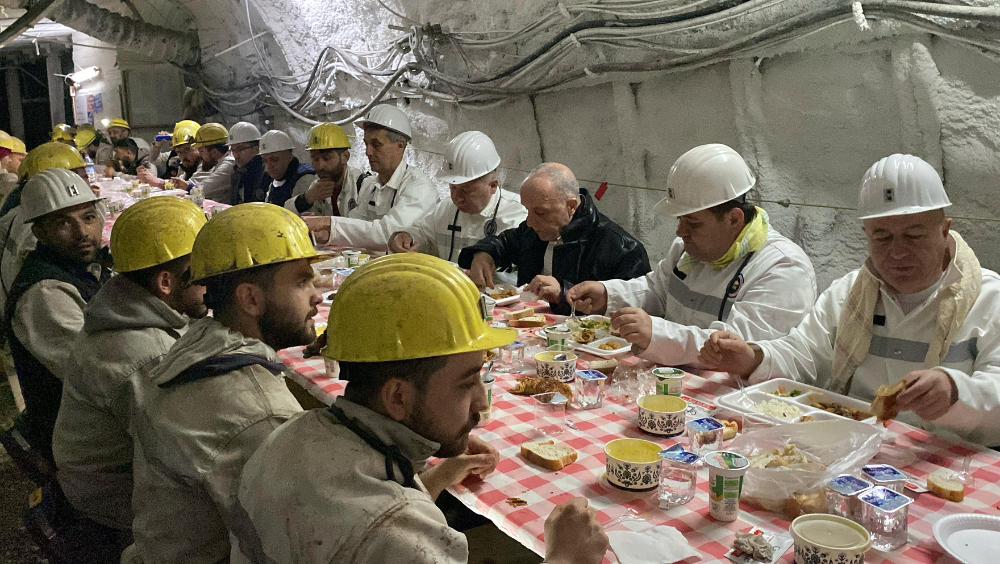 ATALAY, MADENCİLERİN İFTAR SOFRASINA KONUK OLDU