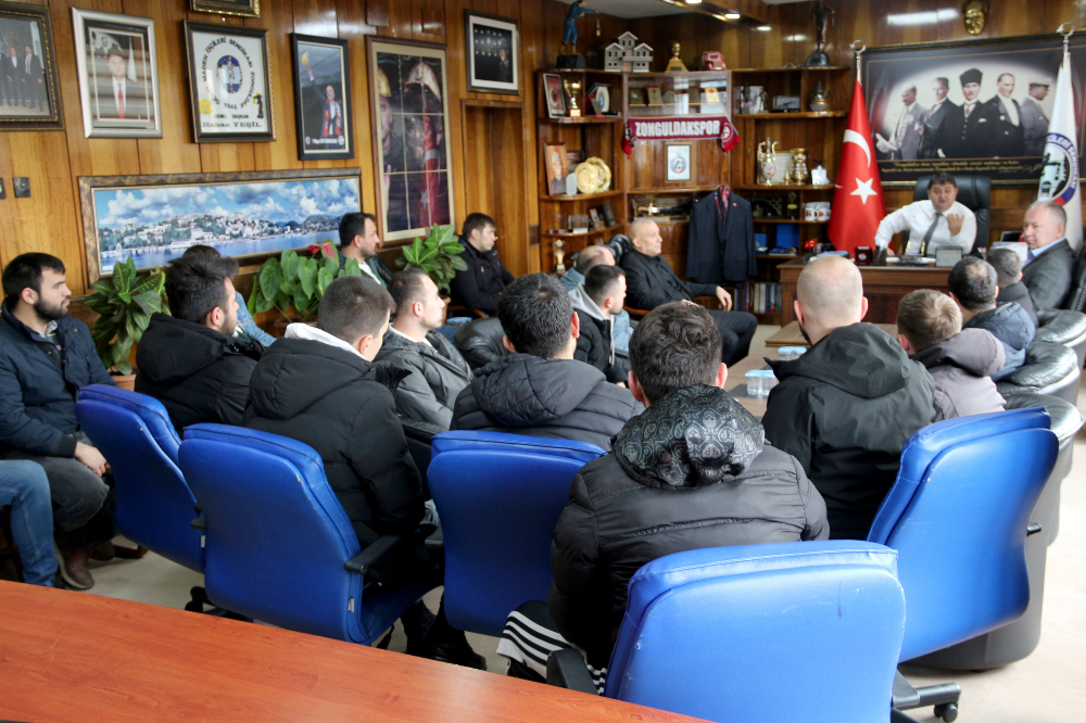 ÜZÜLMEZLİ İŞÇİLERDEN YEŞİL’E ZİYARET