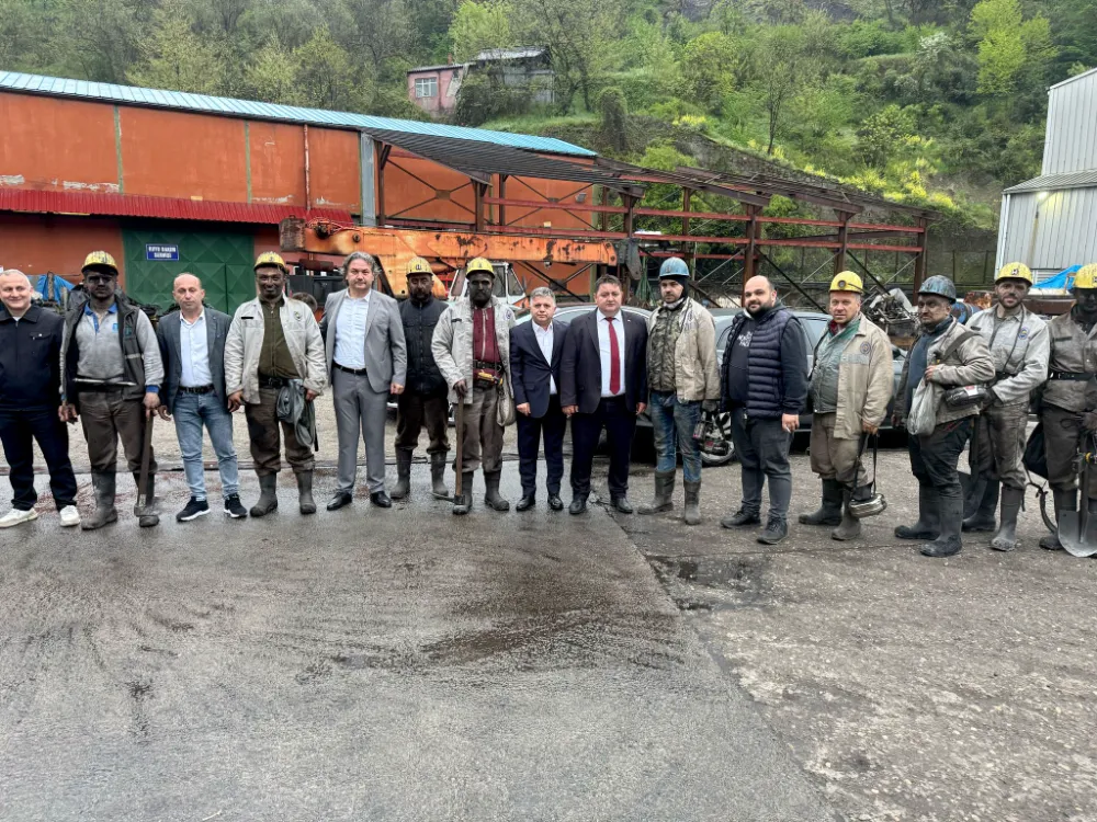 GMİS YÖNETİMİ MADENCİYLE BAYRAMLAŞTI