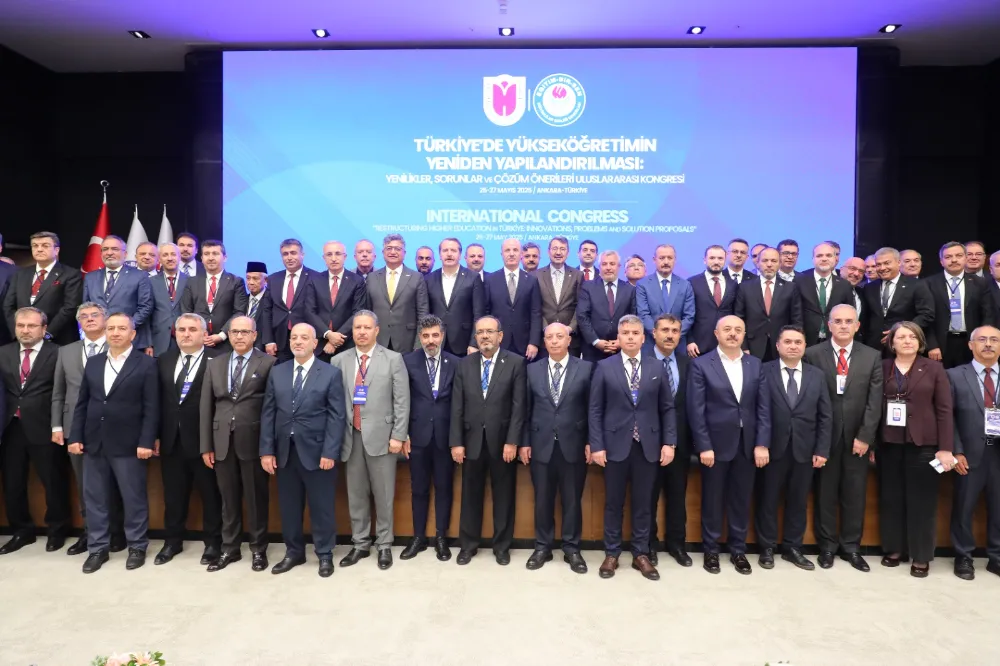 Rektör Prof. Dr. Özölçer “Türkiye’de Yükseköğretimin Yeniden Yapılandırılması Kongresi”ne Katıldı